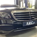 E&B MOTORS | [BENZ] 수원 하남 벤츠 E클래스 서비스A 엔진오일 교환 – MB229.5 규격 오일 + 에어컨필터 교환