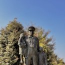 “한국 전쟁 고아의 아버지”라 불리는 미국 군인 이미지