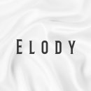 윤소라 헤어