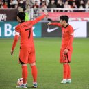 [축구] 손흥민이 신호주자 바로 뛰쳐나가는 이강인.twt 이미지