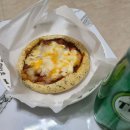 파리바게트 피자빵 에프에 돌려먹으면 미친놈 이미지