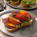 천도로 가로수길 | [신사/가로수길 맛집] 상큼한 제철과일 샌드위치 맛집 "누베이스 샐러드&amp;착즙주스" 후기!