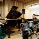 에이치아츠 콘서트홀 이미지