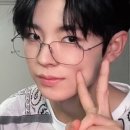 에스티씨엘 | 느좋남 엔시티 위시 마무리는? 안경🥸_멤버별로 살펴보자! 유우시 유니클로, 리쿠 크롬하츠, 시온 베이프 등