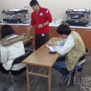 커피라떼아트 야간 이미지