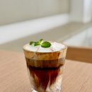 카페 어스 이미지