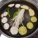 용산축산 | [신용산 맛집] 고산식육점 - 지리산 흑돼지 전문 레트로 핫플 정육식당 (ft 한정판매 황금목살)