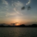 그레이 썬셋 이미지