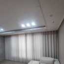 월성삼정그린코아에듀파크 | 대구 달서구 커튼 블라인드 시공｜월성삼정그린코아에듀파크 거실 커튼 드레스룸 롤스크린 후기