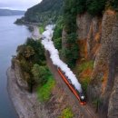 흐르는 강물을 바라 이미지