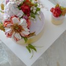 꽃품은 설기 이미지