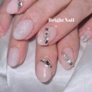 브라이트 네일(Bright.nail)