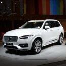 2015 볼보 XC90 T8 하이브리드 이미지