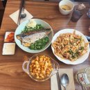십카페근처맛집 플놀코스(?) 해주방 고등어덮밥, 볶음면, 옥수수튀김 후기