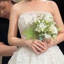 <경계에 서다> | W19. 드디어 본식드레스 셀렉_브라이드 손윤희_밝은홀드레스_추구미와 어울리는 것의 경계에 서다🤍