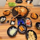 모충동닭갈비 맛집 철통 닭갈비 누룽지 치즈 닭갈비와 어묵전골 후기