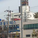 경일모터스 | 2022년 11월3일 대전의 정비소에서 촬영한 차량들(마쯔다 MX-5 + 시트로엥 2CV + 로버 미니)