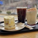 스타벅스 양주광사DT점 | 스타벅스 신메뉴 카스텔라크럼블딸기블렌디드 양주광사DT점