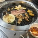한우랑돼지랑 이미지