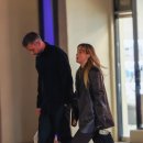 11/18 [제니퍼 로렌스 + 쿡 마로니] 저녁먹으러 가는 길 이미지