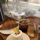 카페라인 | 분위기는 좋았던 종로3가 카페 '익선동 라인카페' 내돈내산 솔직후기