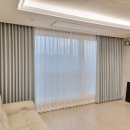 햇살품은 창 이미지