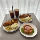 빵터진돈까스 | 원주 홀츠가르텐 기업도시 근처 브런치 대형카페 내돈내산 미니후기