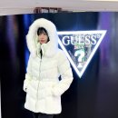 수지 패딩 푸퍼 게스 페더라이트 팝업 스토어 스타필드 수원 후기