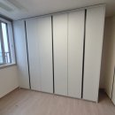 인천타워대로231번길 | 인천 송도 붙박이장 설치 업체｜작은방 수납공간을 넓힌 맞춤 붙박이장 시공 사례