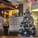 용산-현장-1390 | 숙대 용산 분위기 좋은 카페 찰리하우스 10월의 크리스마스 트리 후기후기~!