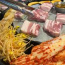 숟갈옆에젓갈 이미지