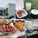 칠괴길 | 평택 대형 카페 토지 베이커리&amp;브런치 카페 후기(포토존,버터떡,말차라떼)