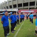 14년 재경진도초등학교동문체육대회 64:68회 축구시합사진입니다 이미지