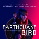 [예고편] '지진새(Earthquake Bird)' - 감독: 워시 모어랜드, 배우: 알리시아 비칸데르, 라일리 키오, 잭 휴스턴 등 이미지
