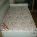 흰색 싱글 침대(매트리스포함)판매 이미지