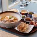 쁘아쏭 베이커리(POISSON BAKERY) | 부산 아난티 코브 맛집 2탄 🍱 자색미학 vs 토리코, 밤에 더 힙한 곳은?
