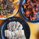 평화육남매왕족발 이미지