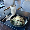 골든클락 | 정자역 카페 골든클락ㅣ아메리카노와 아이스크림쑥떡크로플이 맛있는 정자동카페 후기