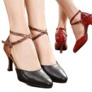 실버사교댄스 | 세련미 폭발 뱀무늬 댄스화 하나면 무대의 주인공