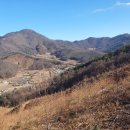 삼거마을 농로1 | 남산[1](295m)남산[2](314m)투구봉산(334m)문재골봉(357m)사정치봉(370m)깃대봉(385m△음성305)사장산...