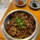 제로100PC 수원로데오점 | 수원역 가성비 맛집 "동양솥밥 수원역점" 목살덮밥 후기 / 묵은지 삼겹살 솥밥 메뉴 사진 및 후기