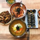 한끼식사김밥국수 이미지