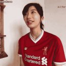 배에 차 싣기 + 세계 챔피언이 되기 위한 훈련 + 리버풀 유니폼 vs 요가복 이미지