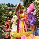 호치민 Suoi Tien 공원 과일축제 미녀들 이미지