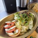 호수정 | 강릉한정식 호수정, 부부동반 여행 중 발견한 고급스런 한식 맛집 후기