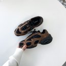 1831 | [리얼후기] 나이키 에어맥스 뮤즈 우먼스 라이트 브리티쉬 탄 블랙 HQ1831-200 – 착화감 대박...