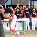 KIA 팬들 또 소리질러, 9회초 6-5 대역전극→ ㅇㅇ 몰아놓고 3위 탈환→카스트로 결승 희생플라이 [MD잠실] 이미지