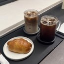 [상도역 카페] 니드 베이커스 내돈내산 후기｜소금빵 맛집｜노트북 작업과 카공하기 좋은 2층 베이커리...