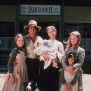 초원의 집 이미지