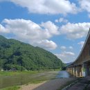 강변마을 앞 이미지